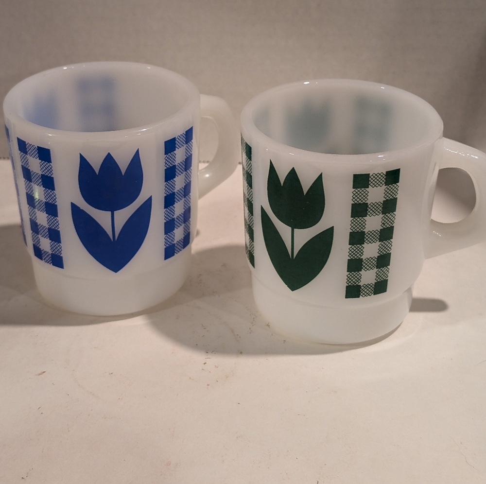 2 Vintage Termocrisa Blue and Green  tulip and Gingham mug stackable cups.